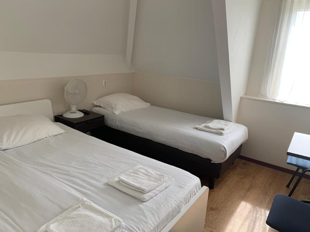 Budget Hostel Sphinx Amsterdam Exterior foto